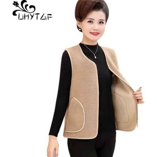UHYTGF Lambswool Autumn Winter Vests For Women O Neck Sleeveless Elegant Female Short Jacket Loose 4XL Plus Size Waistcoat 1465