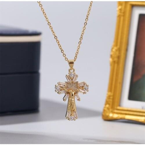 High Quality Transparent CZ Zircon Copper Metal Jesus Cross Pendants Necklaces For Women Gold Stainless Steel O-chain Necklace