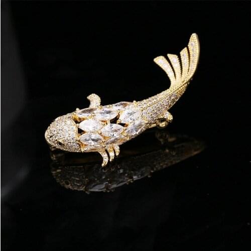 Goldfish Brooch Womens New High Quality Pin Jewelry Fashion Golden Scarf Buckle Corsage