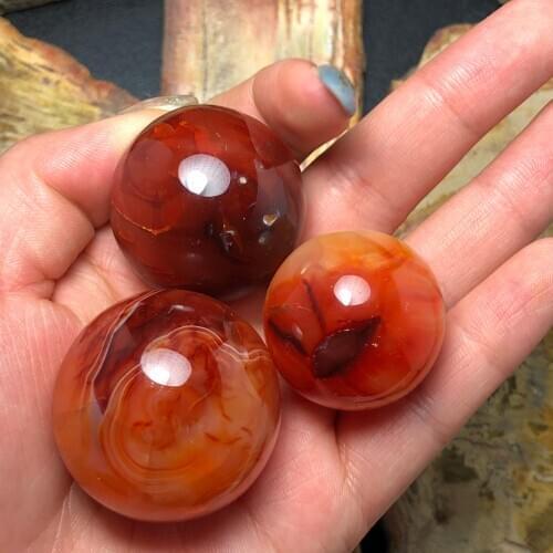 3Pcs Natural Red Agate Gemstone Crystal Ball Healing Sphere Feishui Stone Meditation Chakra Carnelian Stone Home Decoration