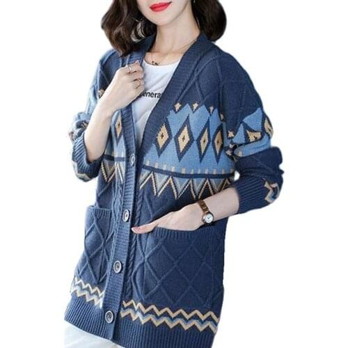 Middle-aged Womens Knit Cardigan 2021 Spring Autumn V-neck Sweater Embroidered Loose Female Jacket Vintage Print Ladies Coat