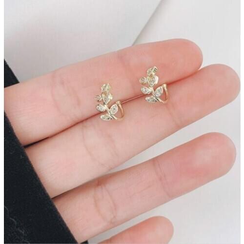 2020 New Delicate Zircon Cute Metal Leaf Ear Clips For Women Fashion No Piercing Fake Cartilage Ear Jewelry