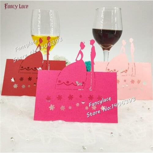 50 Pcs Wedding Laser Cut Bridegroom& Bride Party Favor Decor Place Cards pearl Hollow Out Boy & Girl Wedding Table Name Cards