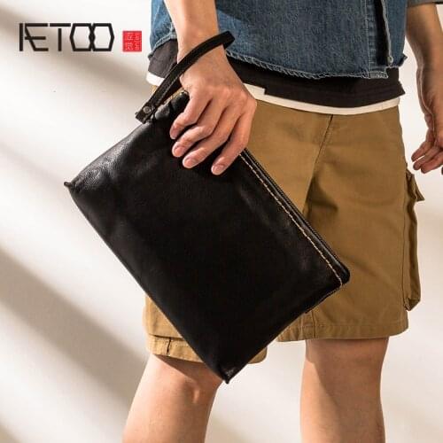 AETOO Leather trendy mens clutch, first-layer cowhide handmade youth envelope bag, fashionable soft leather bag