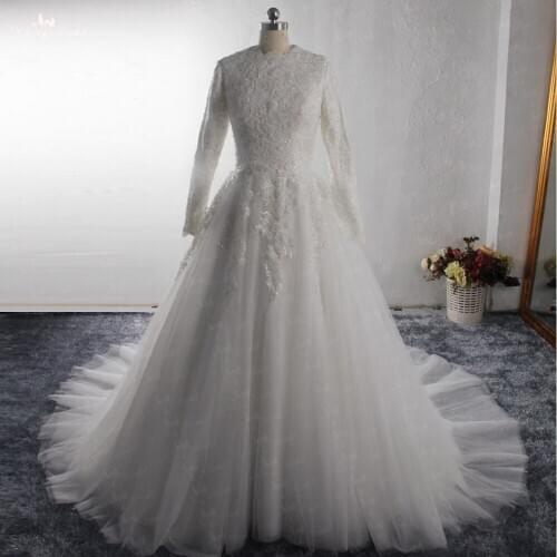 LZ268 High Quality Heavy Beaded Pearls Ivory Wedding Dress Full Sleeve Button Bridal Dress Vestido De Noiva