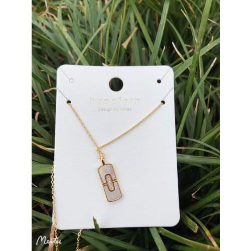 Natural Fresh Water Petal Shell Choker Necklace W/14K Gold Real Brass Chain for Women Lady Party Wedding Recta. Jewellery 2021