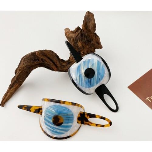 Korea Devil Eyes Hair Claws Clip Jennie The Same Style of Hair Catching Retro Hairpin Elegant Sticks Clasp Accessories for girls