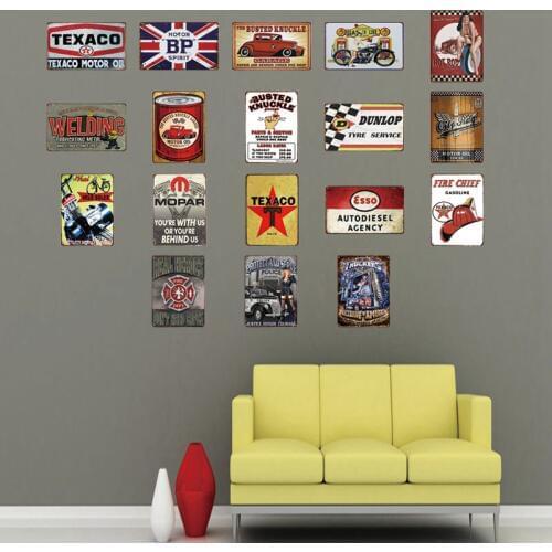 Motor Oil Spark Plugs Plaque Metal Vintage Tin Sign Wall Bar Pub Restaurant Garage Home Art Decor Iron Painting A-3391