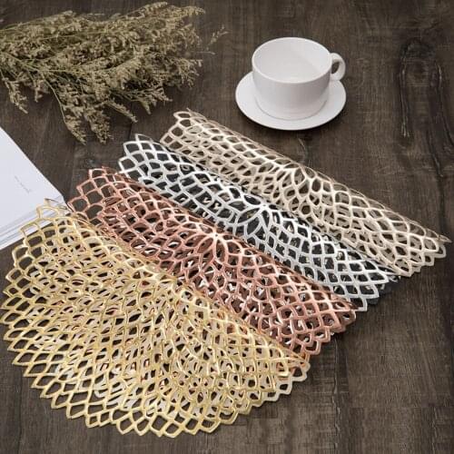 PVC Plastic Placemat Waterproof Kitchen Bowl Cup Dining Mats Non Slip Heat Insulation Round Hollow Pads Home Table Decoration