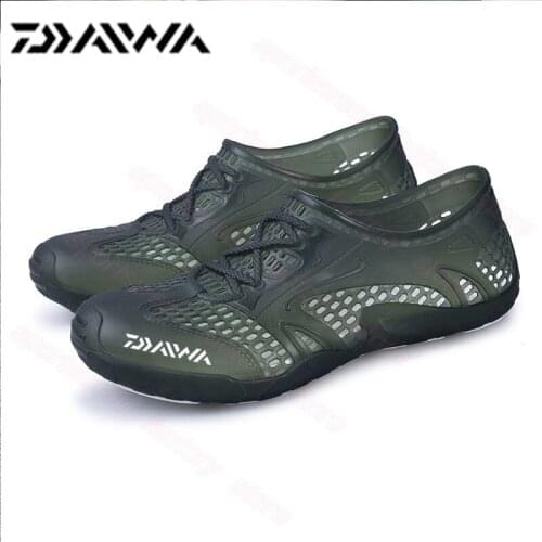 2021 DAIWA Fishing Shoes Beach Sandals Outdoor Shoes Garden Light Weight Breathable Slipper Daiwa Men Summer Soft Water Shoes
