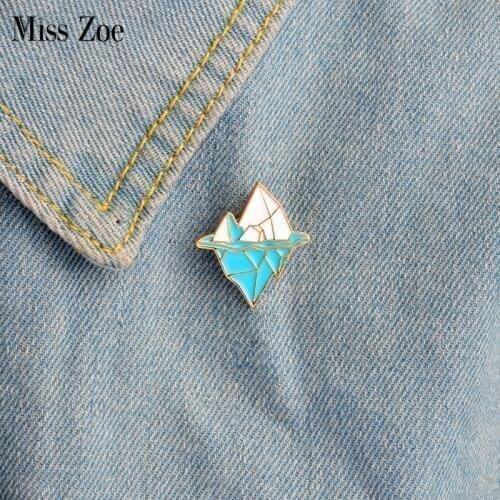 Cartoon Antarctic iceberg pin Snow Mountain Brooch Enamel Pins Denim Jeans Pin Badge Cartoon Fashion Jewelry Gift for kid friend