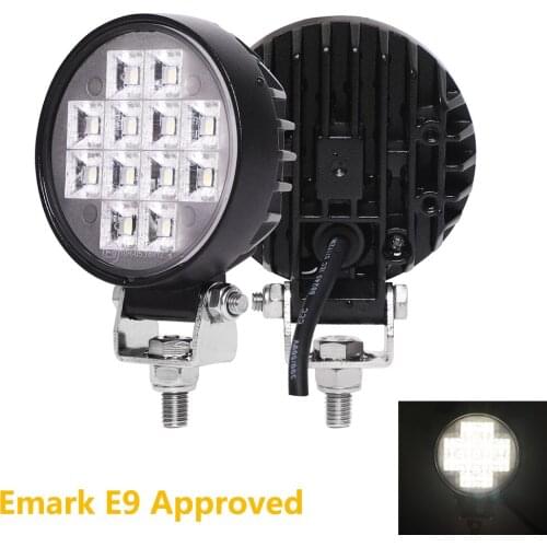 2Pcs 24w Bright LED Flood Beam Work Light with Mounting kit for Car SUV Truck Pick up Driving Fog Lamp Car Camping Hiking