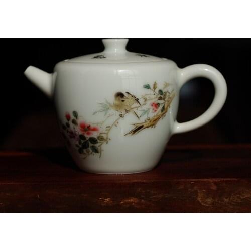 Hand-painted Famille Rose Flowers and Birds Pattern Ceramic Master Teapot Kongfu Tea Set/Tea Maker