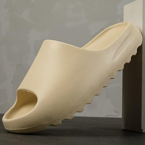 Mens Summer Slides Breathable Cool Beach Slippers Fish Mouth Flip Flops Men Sandals Lightweight Bone White Yzy Plus Size 40-45