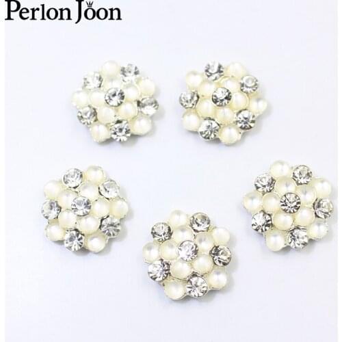 20pcs 22mm silver-white flower-shaped pearl with rhinestone buttons suitable for ladies dresses, clothing accessories NK069