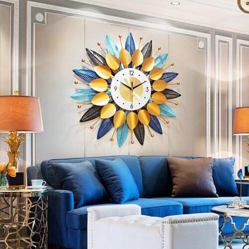 Wall clock living room home fashion creative bedroom personality art silent wall clock decoration wall clock modern light luxury