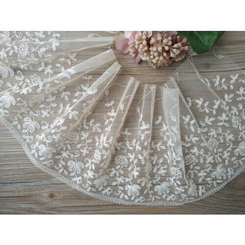 2Yards Beige Yellow Lace Trim Leaf Flowers Mesh Tulle Lingerie Bra Dress Decorations Lace Fabric Clothes Sewing Accessories 18cm