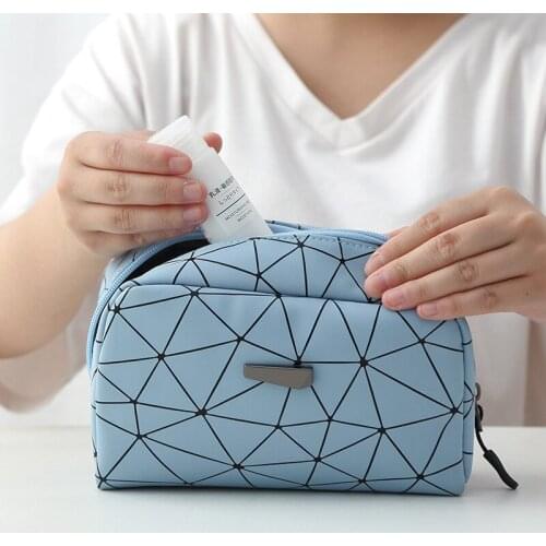 Waterproof Portable Toiletries Organizer Make Up Cases New Women Travel Cosmetic Bag Multifunction Geometric Makeup Bags