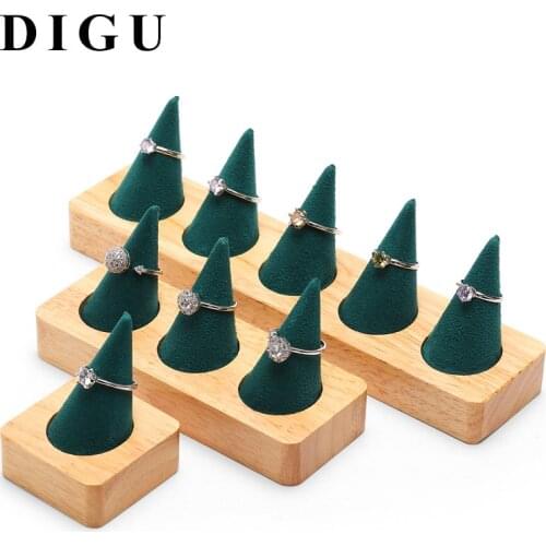 Creative pointed finger ring display stand fingertip jewelry ring stand holding small jewelry display props jewelry organizer
