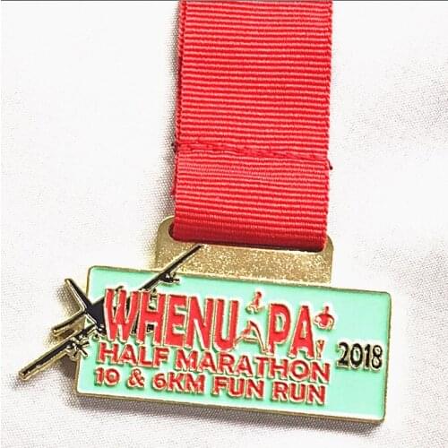 Custom Runing Sports Medal In Gold Plating With Red Lanyard