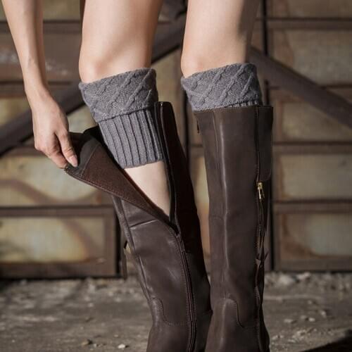 Women Knit Leg Warmer Short Boot Cuffs Buttons Crochet Boot Socks Knitted Gaiters Leg Warmers for Autumn Winter Sports Socks