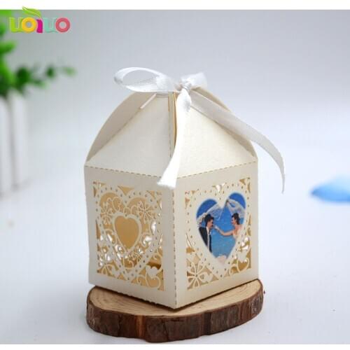 Free logo customizable cheap wholesale wedding favor heart shape wedding candy box