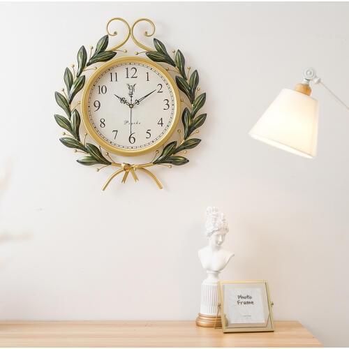 Artwork American Retro Creative Fashion Clock Wall Clock Modern Minimalist Home Living Room Digital Wall Clock