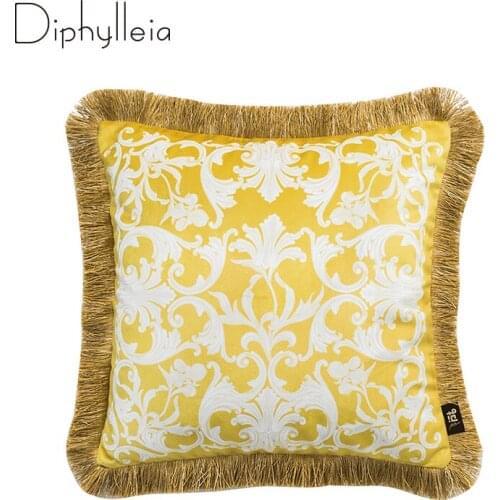 Diphylleia Golden Glory Cushion Cover European Style Boutique Coussins Luxury Sofa Living Room Couch Pillow Case With Tassels