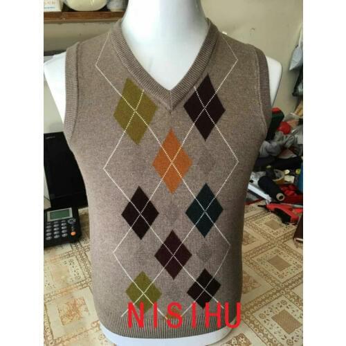 New design autumn 2017 mens fashion plaid cashmere sweater vest male casual v-neck sleeveless argyle sweater pullovers