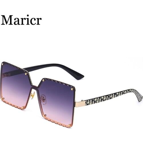 Maricr 2021 Fashion Square Women Sunglasses Brand Woman Vintage Gradien Big Frames Glasses Ladies Sunglasses Metal Retro Pattern