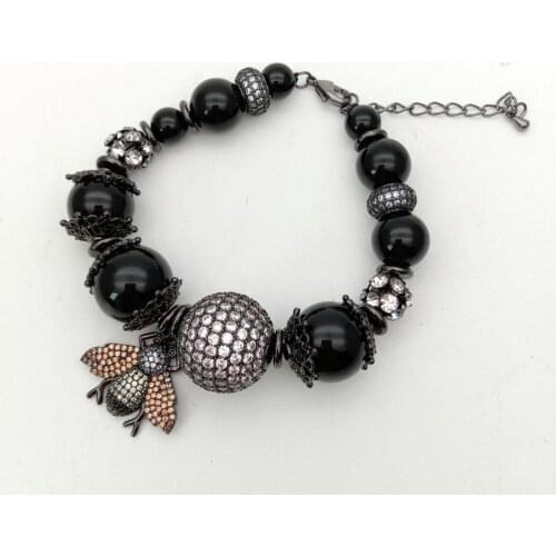 YYGEM 7.5" Black Round Onyx cubic zirconia Pave Bracelet Cz Pave Bee Pendant for women