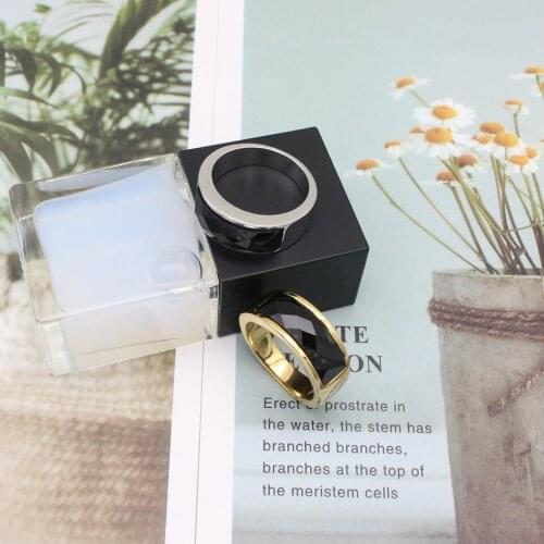 New Fashion Women Party Ring Stainless Steel Unisex Black Glass Rings Suitable For Both Men And Women Fashion Ring