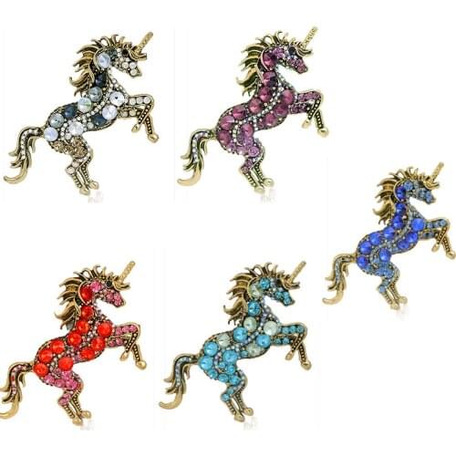 Multicolor Crystal Horse Brooch Women Vintage Animal Horse Brooch Suit Lapel Pin Fashion Jewelry Accessories