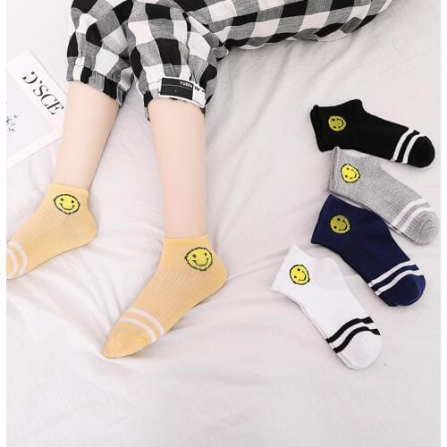 Korean Fashion Smiley Face Female Socks School Girl Socks Short Womens Socks Cute Socks Harajuku Ankle Socks Skarpetki Damskie