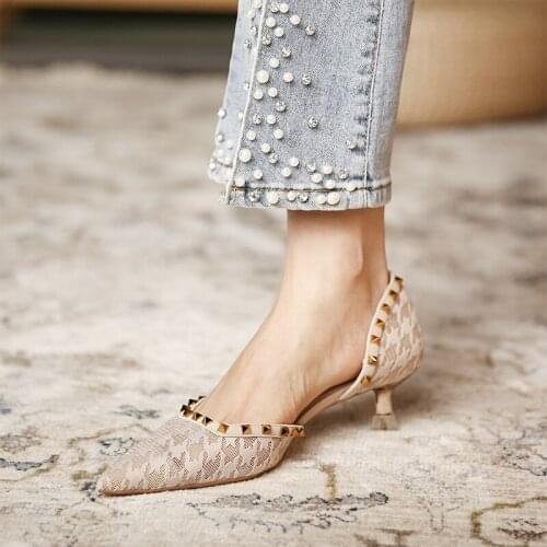Retro Style Rivet Mesh High-heeled Pumps Shoes Women Pointed Stiletto Shallow Mouth High-heeled Shoes 2021 Spring New Sandals W