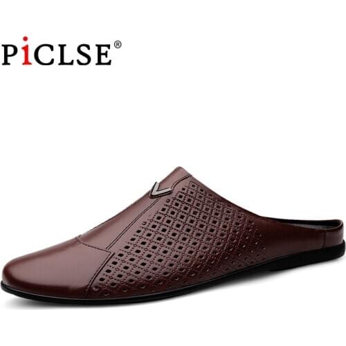 Genuine Leather Men Slippers Casual leather shoes Men Sandals Outdoor Walking Beach Half Slippers Fashion Summer Mules Men Shoes