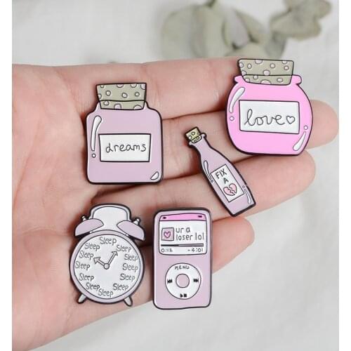 Pink ! Pink ! Potions Clock MP3 Pink Pins Cute brooches Kawaii lapel pins Brooches for Women Female Girl Lovely jewelry