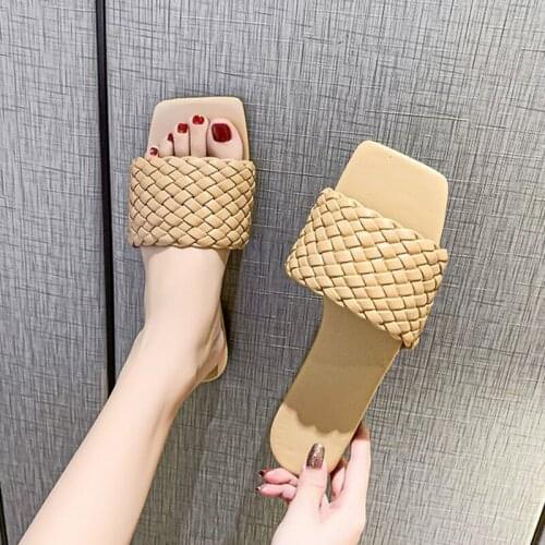 Summer Women Slippers Braided Charm Hundred Towers Solid Color Flat Shoes Temperament Beach Sandals Casual Woman Flip Flops