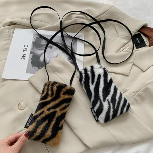 2020 Winter Fashion Leopard Plush Mobile Phone Pouch Women Shoulder Bag Crossbody Bag Lady Handbag Purse bolsa feminina Pocket