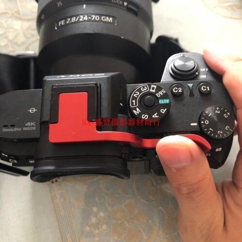 Metal Hot Shoe Thumb-Up Hotshoe Thumb Up Grip For Sony A9 A7M3 A7R3 A7RM2 A7R2 A7RII A7RIII ILCE-7RM3 A7R MKIII Camera Hand Grip