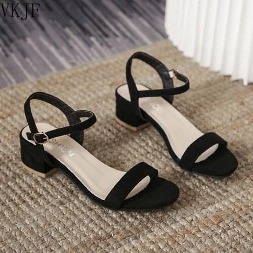 2021 New Fairy Style Summer Low Heel Buckle Sandals Women Suede Thick Heel Sandals Fish Mouth Designer Simple Fashion Sandals
