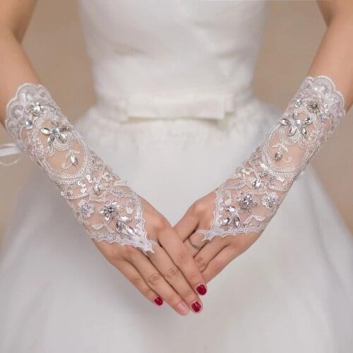 Bride wedding gloves white short fingerless gloves lace beaded wedding accessories gloves