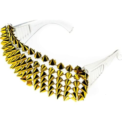 MINCL 2019 New Rivet Spike Decoration Windproof hip hop men Punk Sunglasses Goggles Fashion Women Stage Bar Party Sun Glasses NX