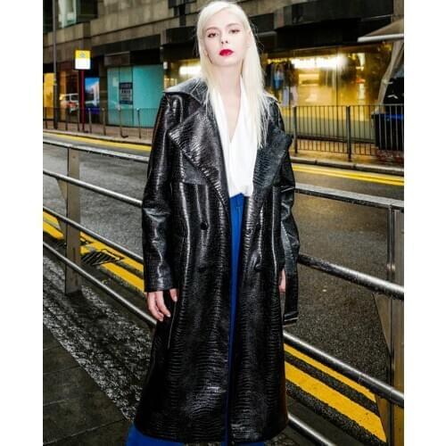 Fashion glossy shiny crocodile pattern pu leather jackets female street style was thin long soft leather jackets with belt wq203