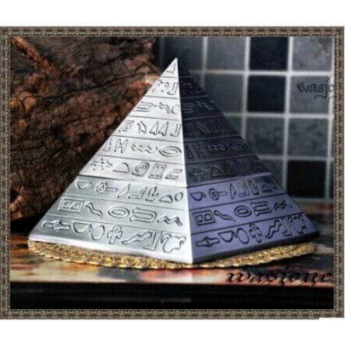 Triangular Tower ashtray Classic retro sculpture ashtray Nice desktop decoration Cool ashtray gift