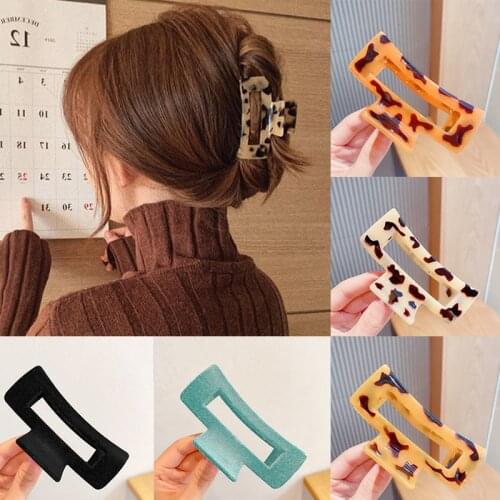 Vintage Square Leopard Big Hair Claws Clips For Women Fashion Hollow Acrylic Hairpins Girl Hair Accessories Headdress Wholesale