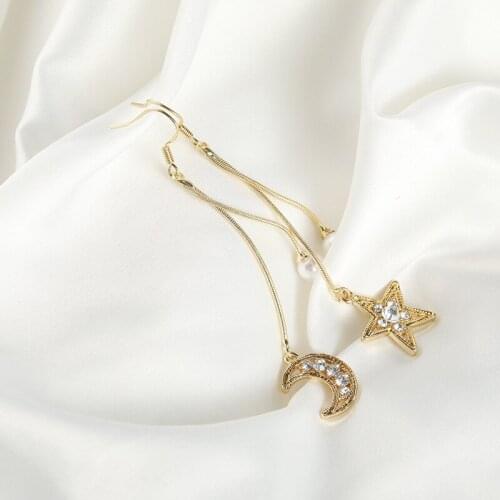 Fashion New Temperament Earrings Net Red Moon Star Pearl Crystal Tassel Asymmetrical Earrings Womens Wholesale