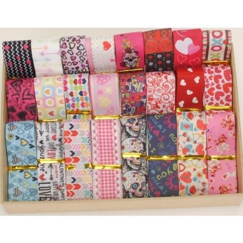 Random set 22/25mm sweet heart Valentines Day printed grosgrain ribbon randomly delivery For holiday decoration accessory