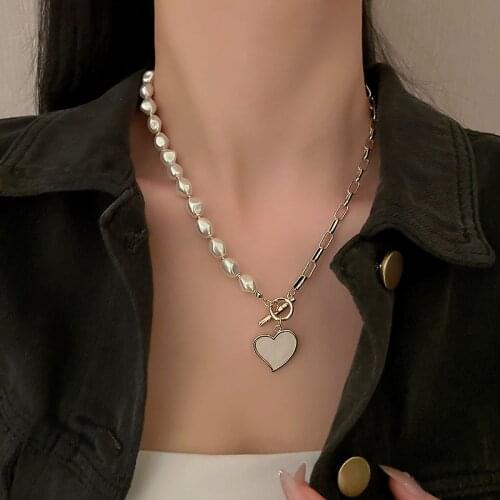 LOVOACC Sweet White Shell Love Heart Pendant Necklace for Women Asymmetric Natural Freshwater Pearl Chain Chokers Necklaces Gift