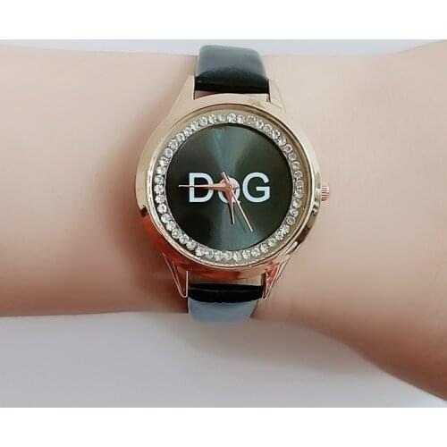 Relogio Feminino DQG Women Watch Fashion Casual Lady Leather Belt Diamond Small Dial Quartz Ladies Wristwatch Party Reloj Mujer